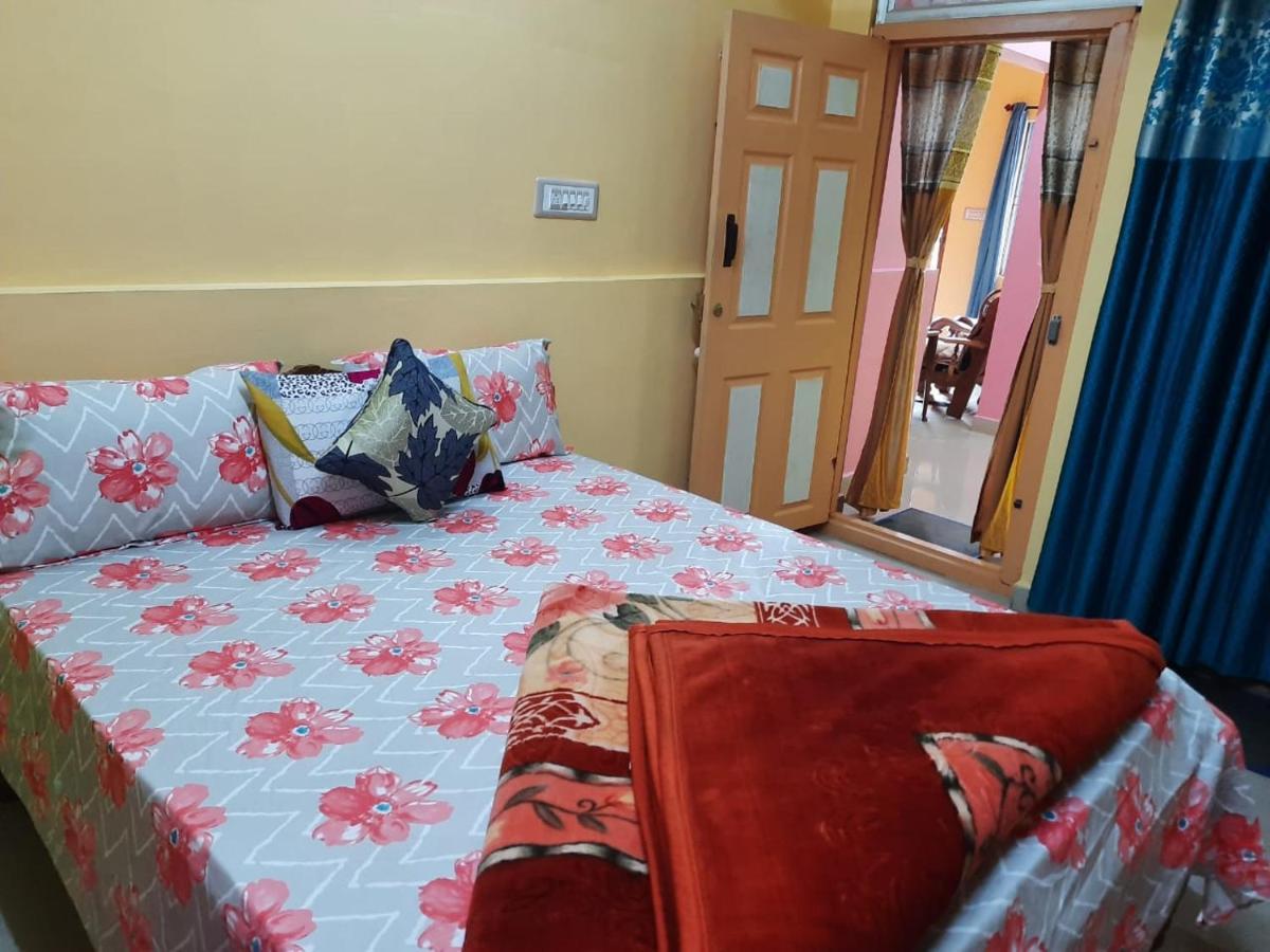 Green Land Estate Homestay 5 Rooms With Garden View Madikeri Kültér fotó